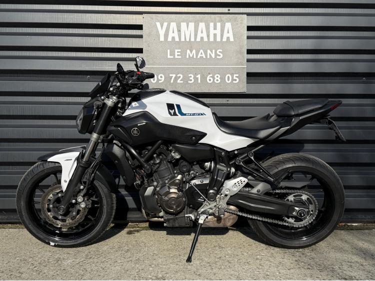 YAMAHA MT-07 MT07 A2