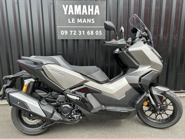 HONDA ADV 350 seulement 2500 kms 