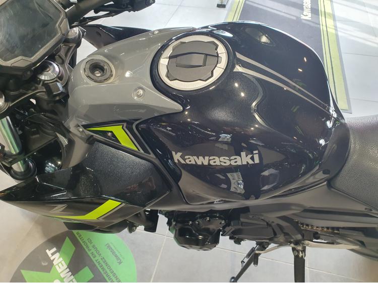 KAWASAKI Z 650 (47.5CV) BAISSE DE TARIF 5490€