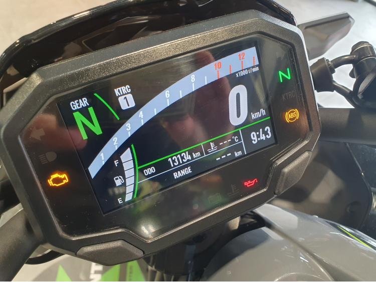 KAWASAKI Z 650 (47.5CV) BAISSE DE TARIF 5490€