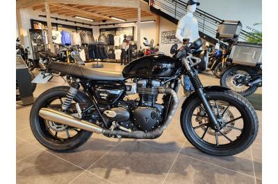 TRIUMPH STREET TWIN  900