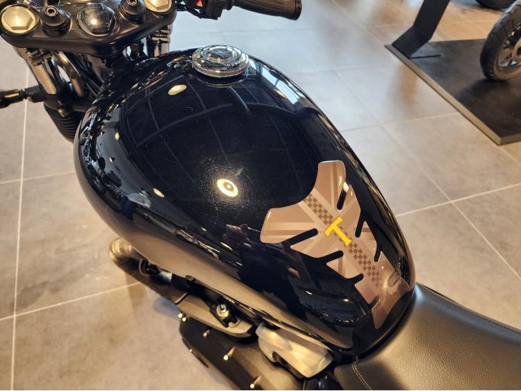 TRIUMPH STREET TWIN  900 EN A2 PREPA CAFE RACER