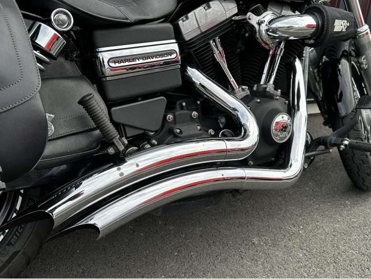 HARLEY-DAVIDSON DYNA STREET BOB 1585 CT OK
