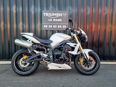 TRIUMPH STREET TRIPLE 675