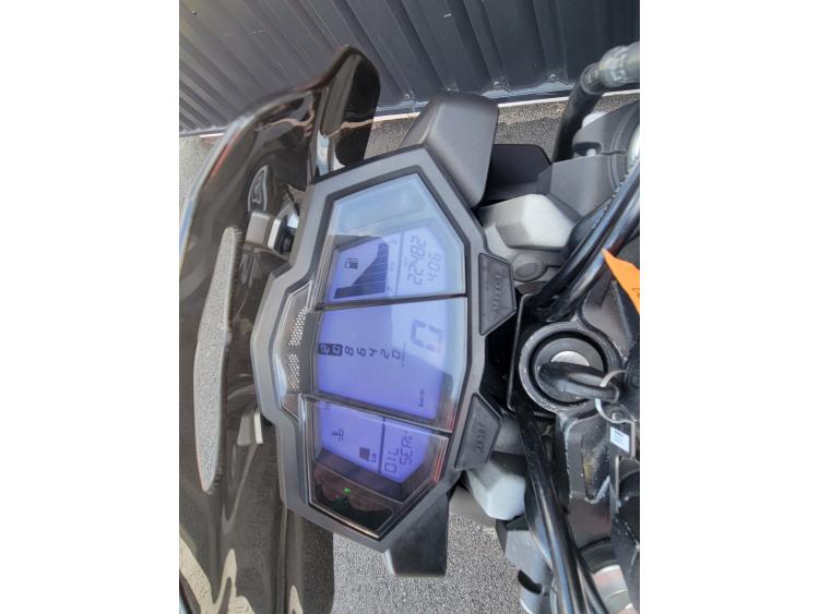 YAMAHA MT-125