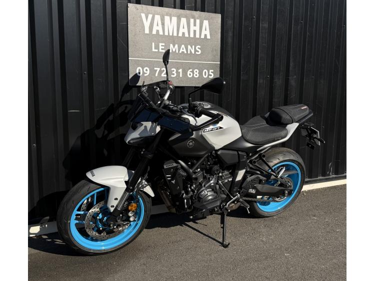 MT07 MT-07 AVEC OPTIONS