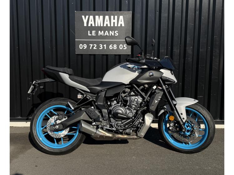 MT07 MT-07 AVEC OPTIONS