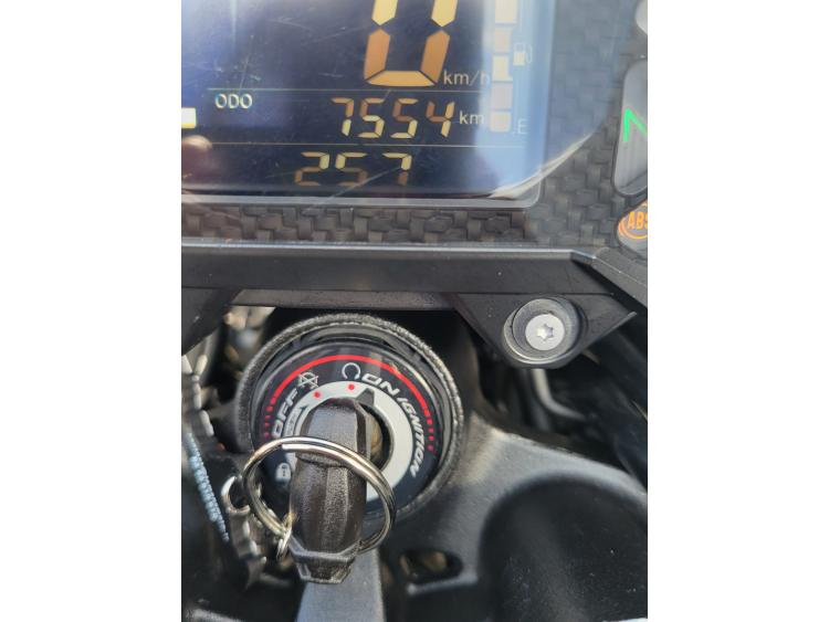 KAWASAKI Z 400
