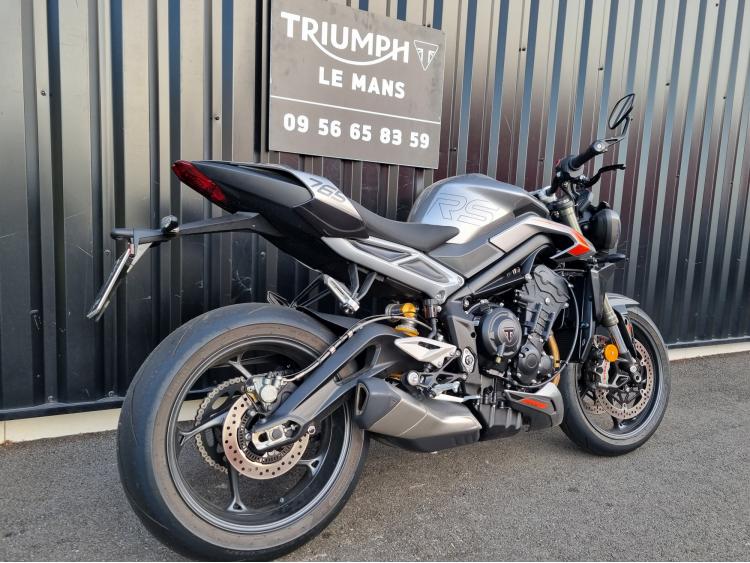 TRIUMPH STREET TRIPLE 765 RS
