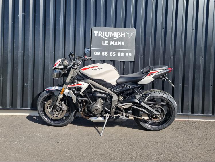 TRIUMPH STREET TRIPLE 660 S A2
