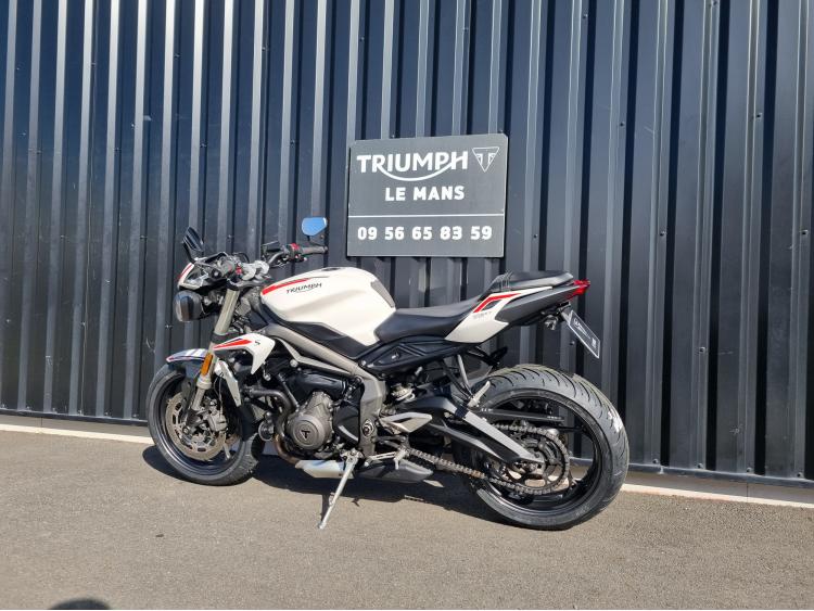 TRIUMPH STREET TRIPLE 660 S A2