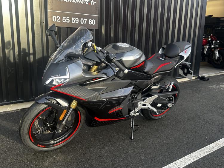 CF MOTO 450 SR