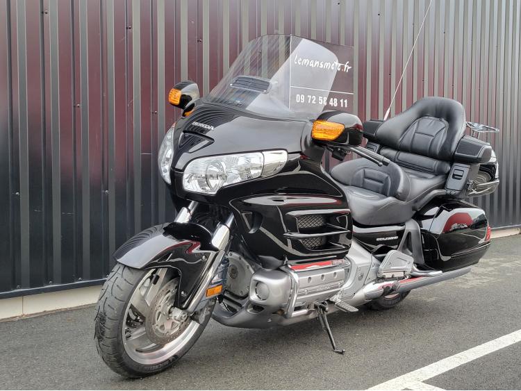 HONDA GL1800 GOLDWING