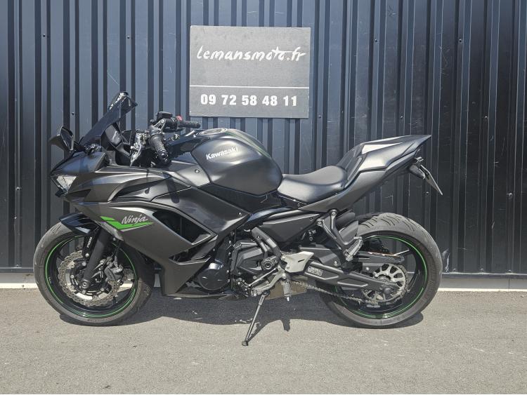 KAWASAKI NINJA 650