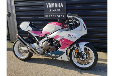 YAMAHA XSR 900 GP