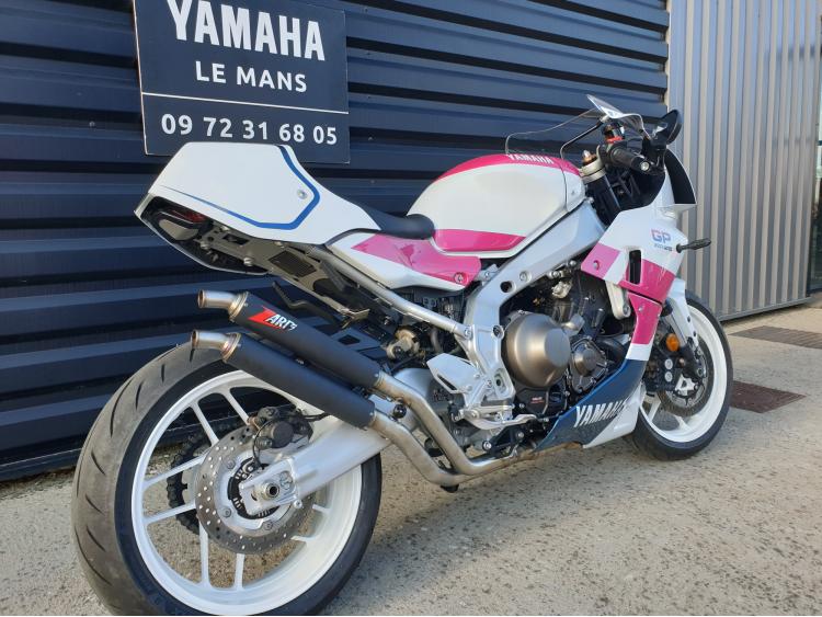 XSR 900 GP replica 750 yzf