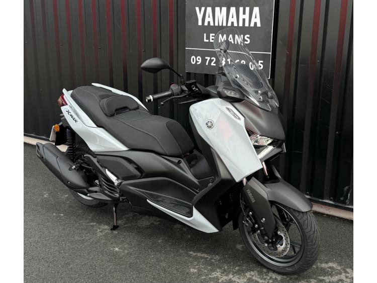  YAMAHA XMAX 125 TECH MAX garantie 5 ans