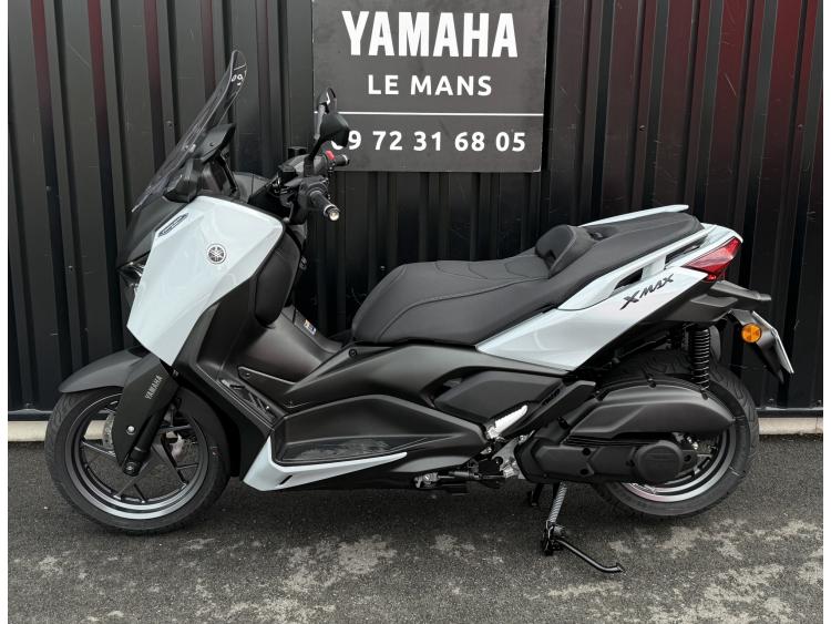  YAMAHA XMAX 125 TECH MAX garantie 5 ans