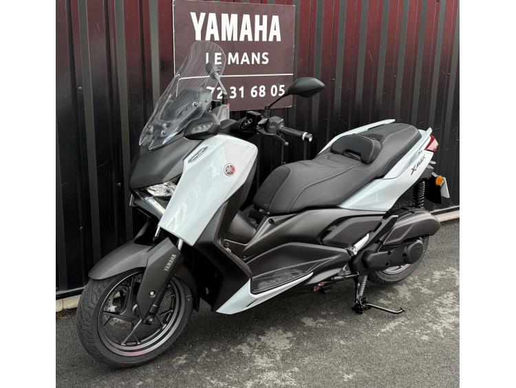  YAMAHA XMAX 125 TECH MAX garantie 5 ans