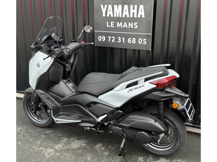  YAMAHA XMAX 125 TECH MAX garantie 5 ans