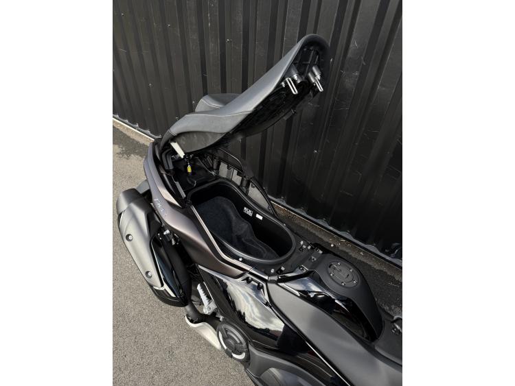T-MAX 560 TECH MAX TMAX 560