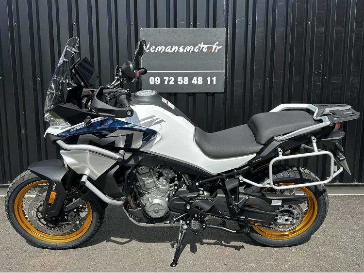 CF MOTO 800 MT EXPLORE EDITION BLANC