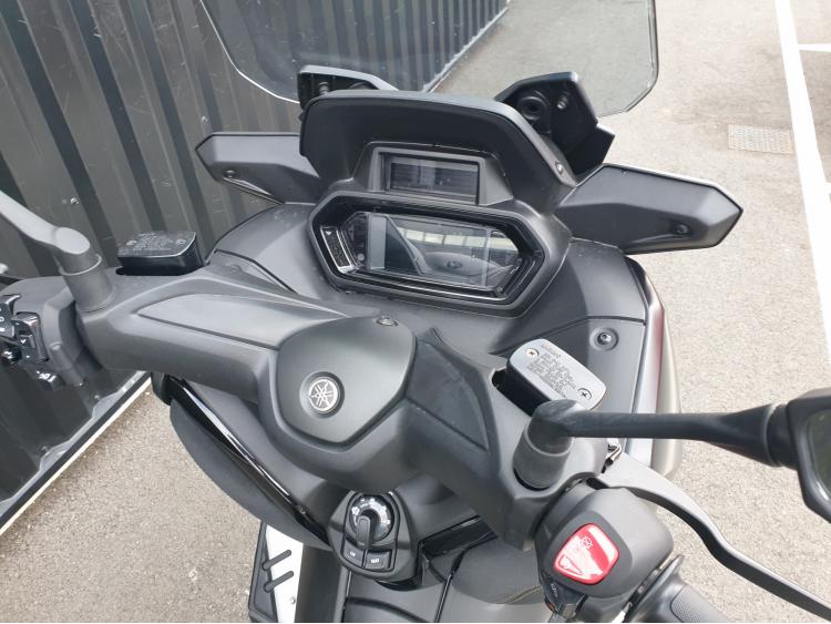 YAMAHA XMAX 125 TECH MAX