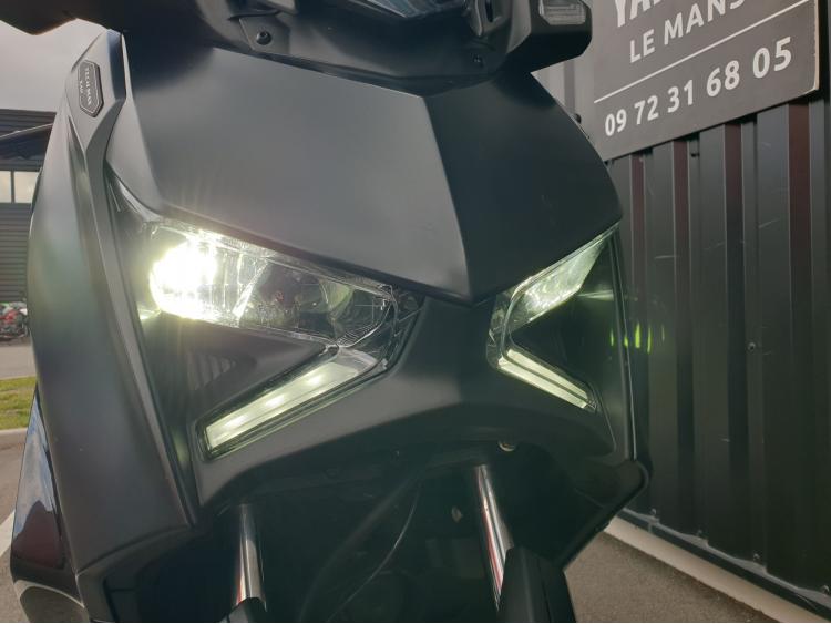 YAMAHA XMAX 125 TECH MAX