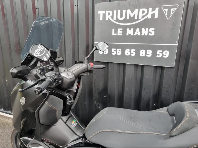 YAMAHA X-MAX 300 TECH MAX