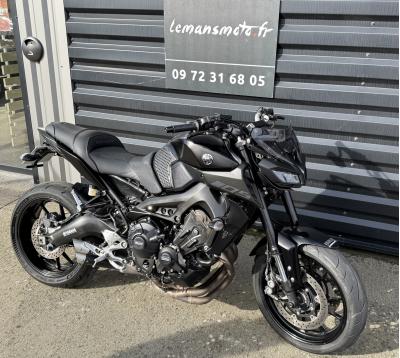 YAMAHA MT-09