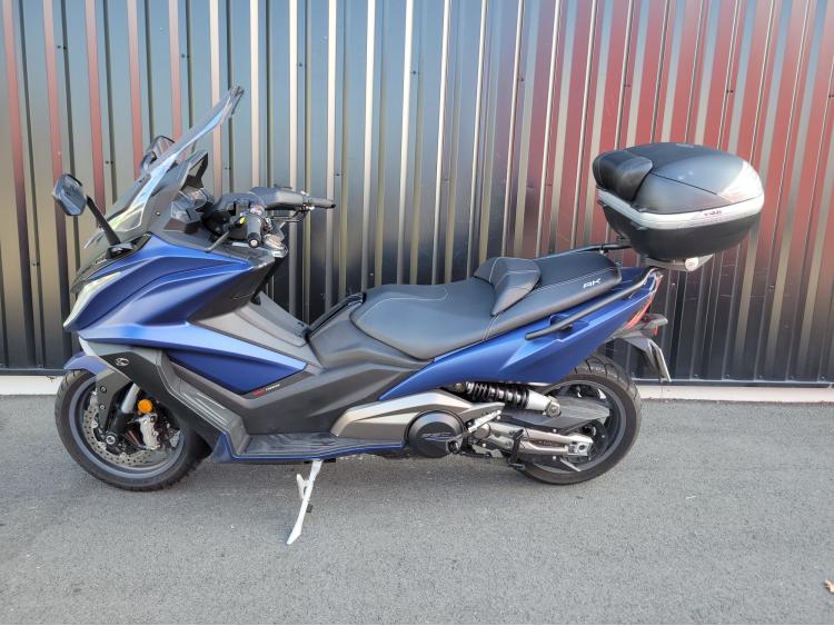 KYMCO AK 550