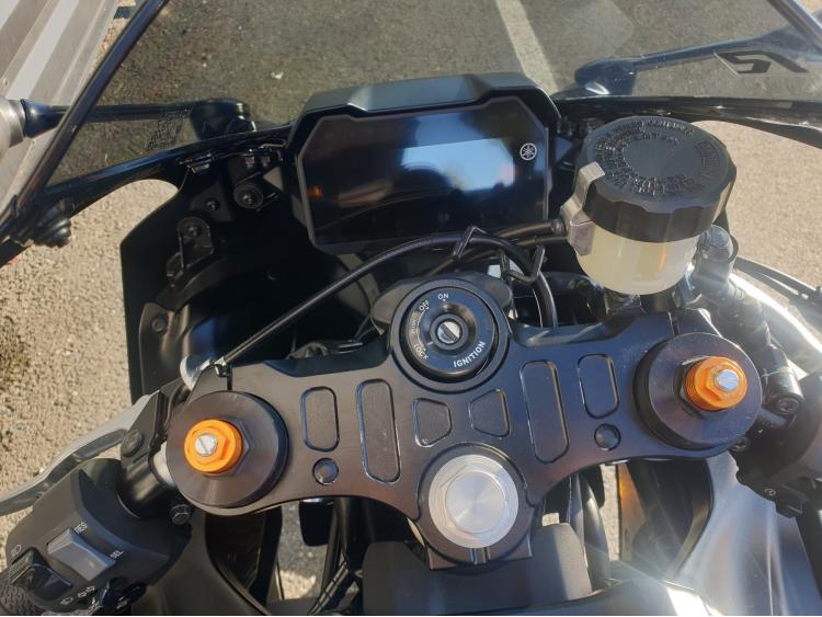 R7 YZF-R7