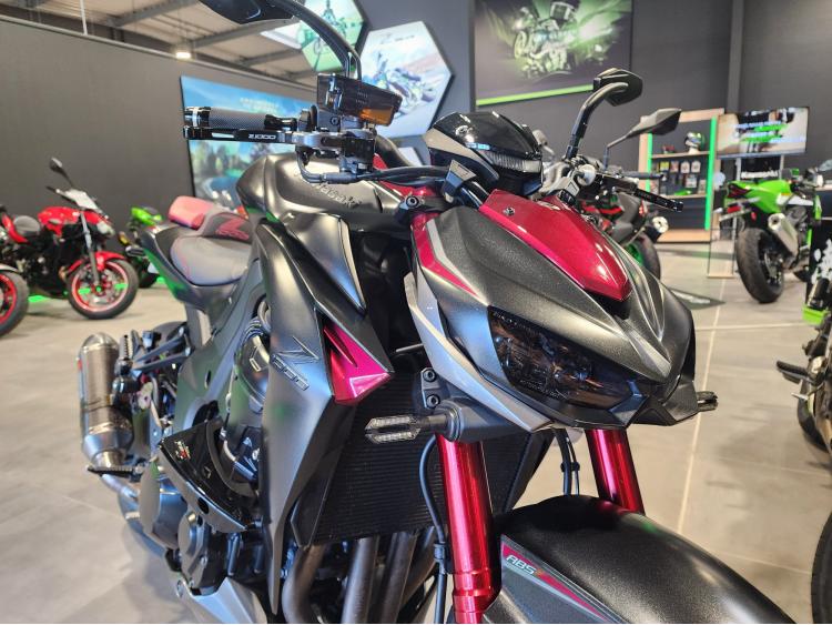 KAWASAKI Z1000 ABS SUGOMI 