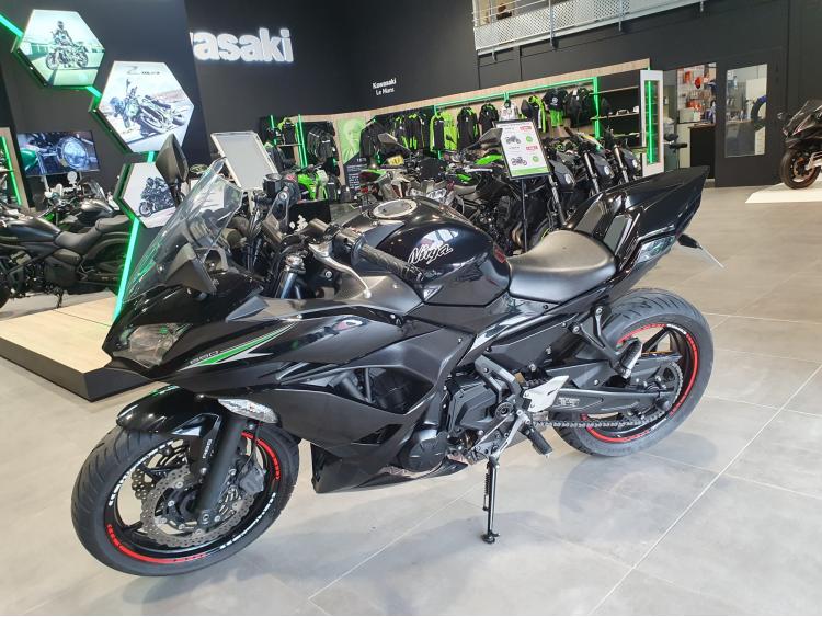 KAWASAKI NINJA 650 A2