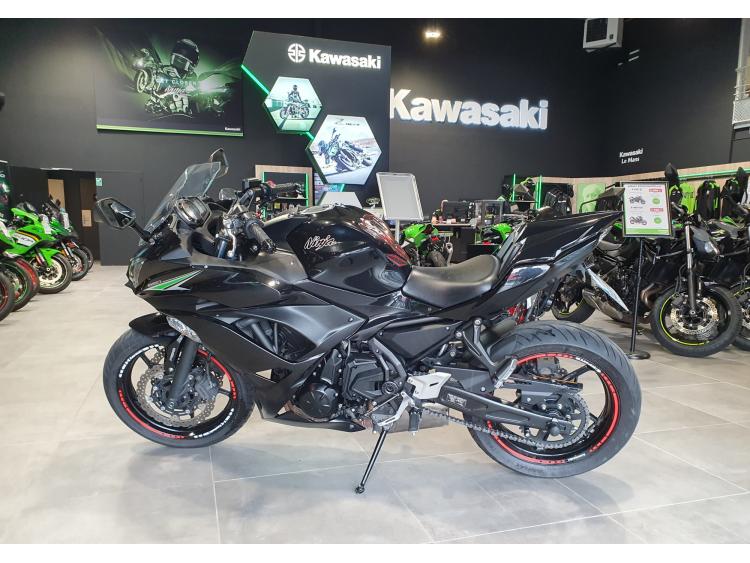 KAWASAKI NINJA 650 A2
