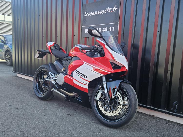 DUCATI panigale V2