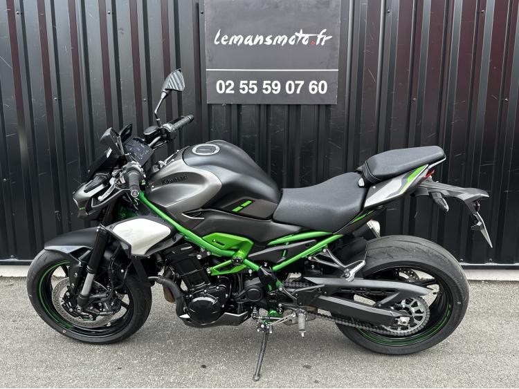 KAWASAKI Z 900