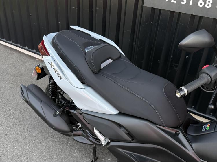 X-MAX 125 TECH MAX + XMAX 125