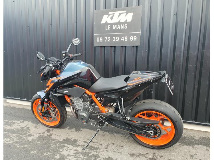 KTM 890 DUKE R  1950 KILOMETRES