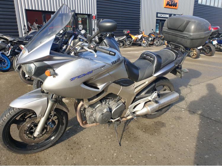 YAMAHA TDM 900 roulante dans l'état