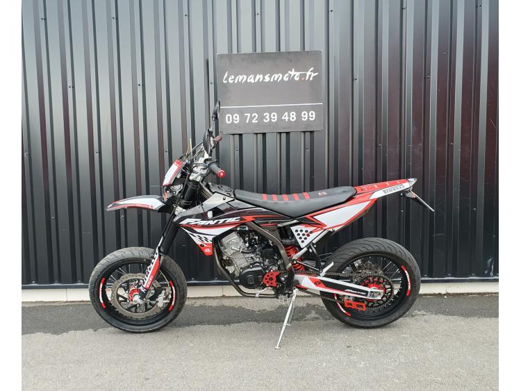 FANTIC XMF 125 SUPERMOTARD  1 ERE MAIN
