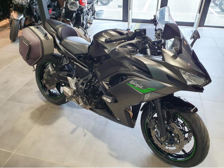 KAWASAKI NINJA 650 